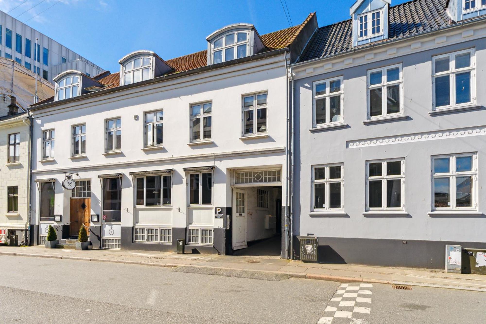 4br Med Plads Til 7 I Hjertet Af Lejlighed